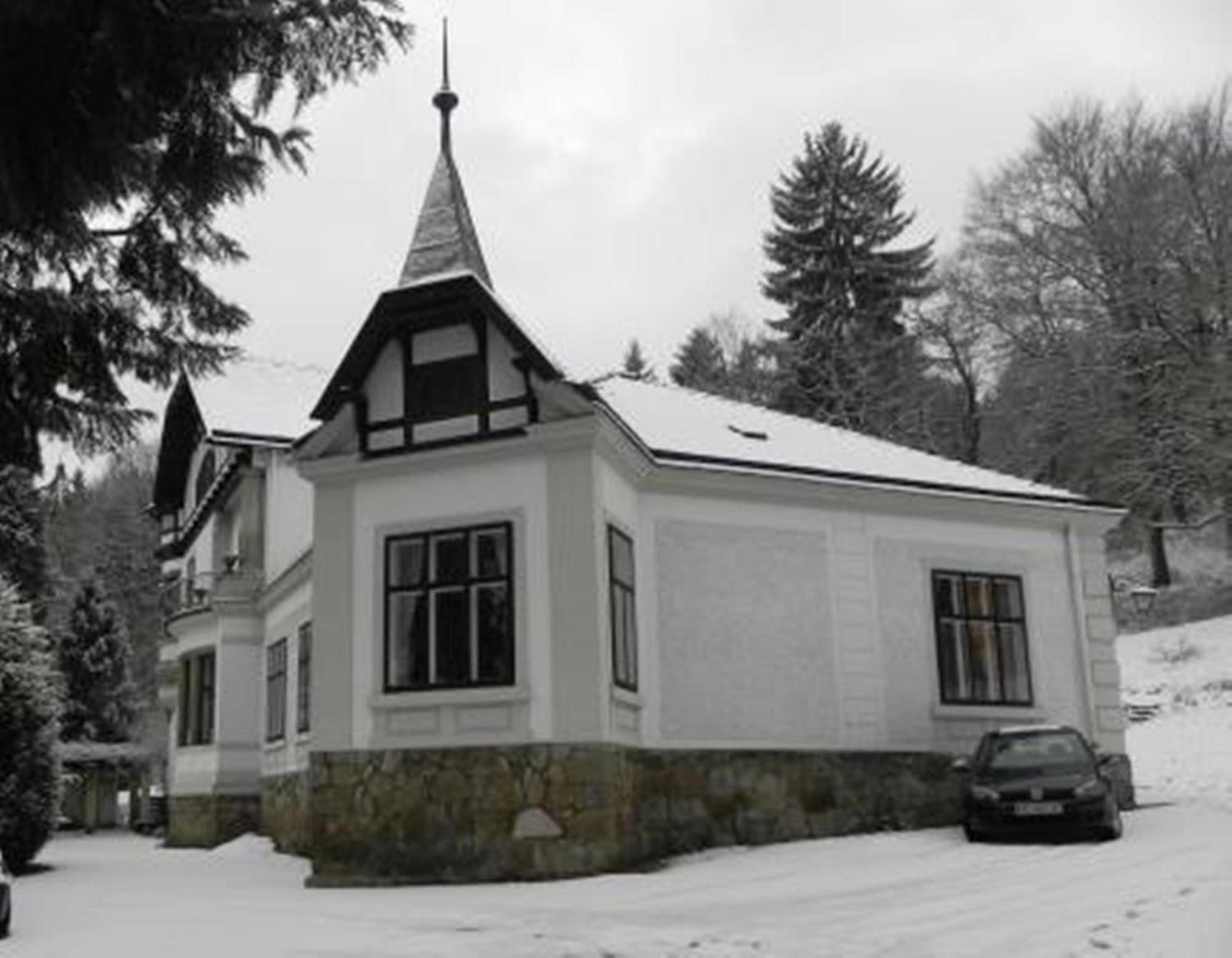 Villa Eisenwerk Wilhelmsburg Экстерьер фото